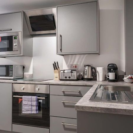 Lovely 1 Bed Apartment In Liverpool Centre Exteriör bild
